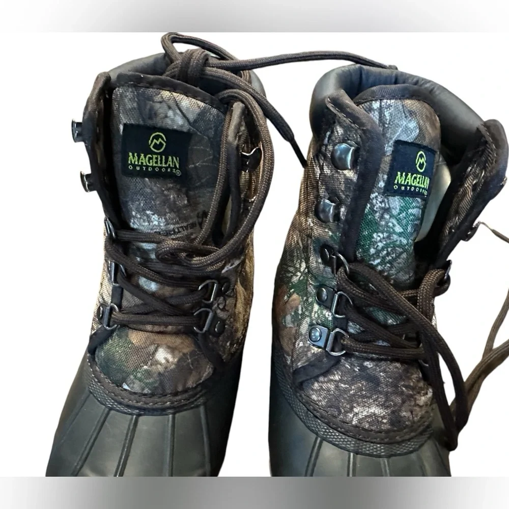 Magellan Outdoors Boys Camo‎ Duck Boot Size youth 2